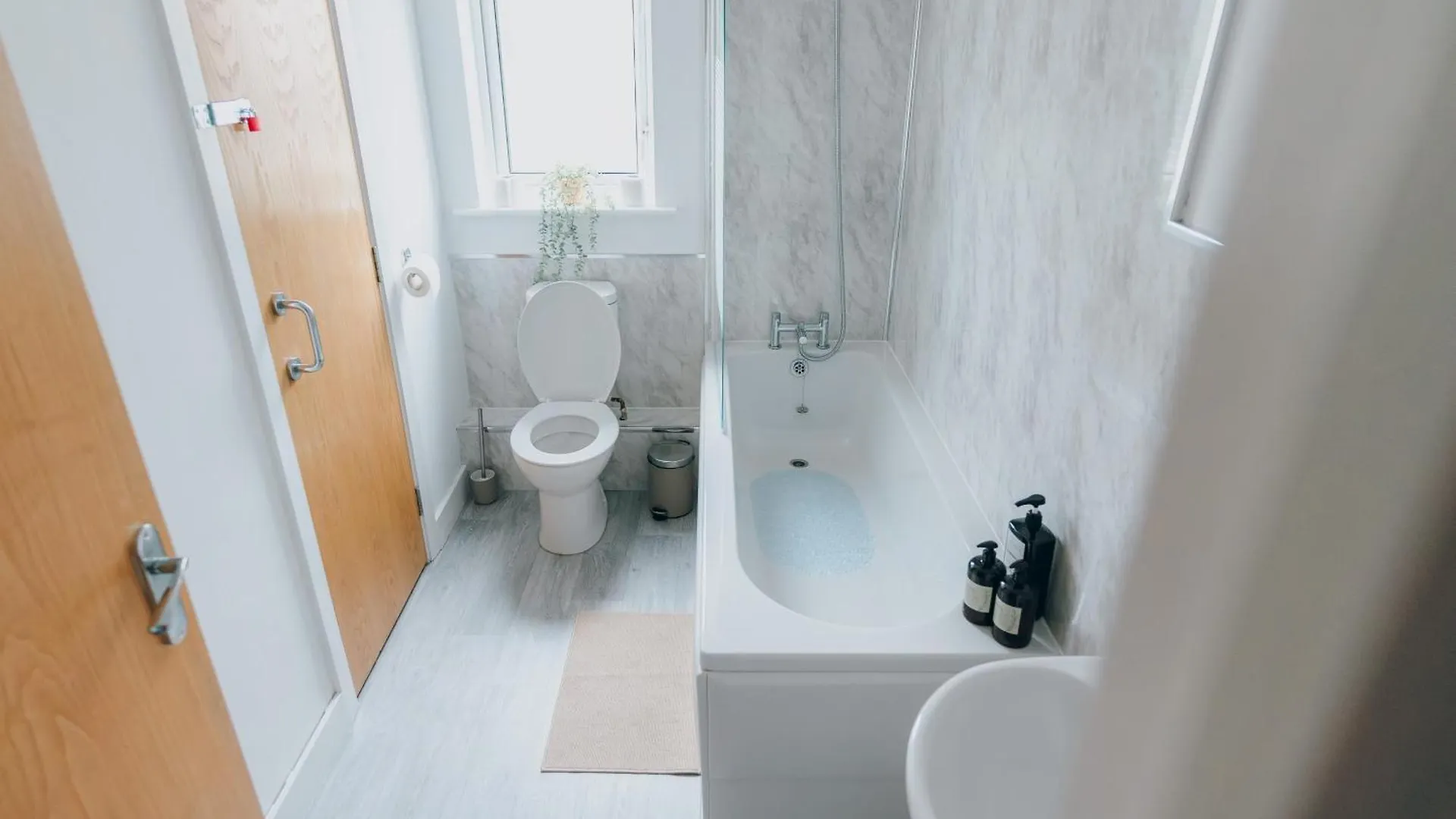 Vakantiehuis The Bay Hideaway - Lovely 2Bd House - Up To 6 People Cardiff